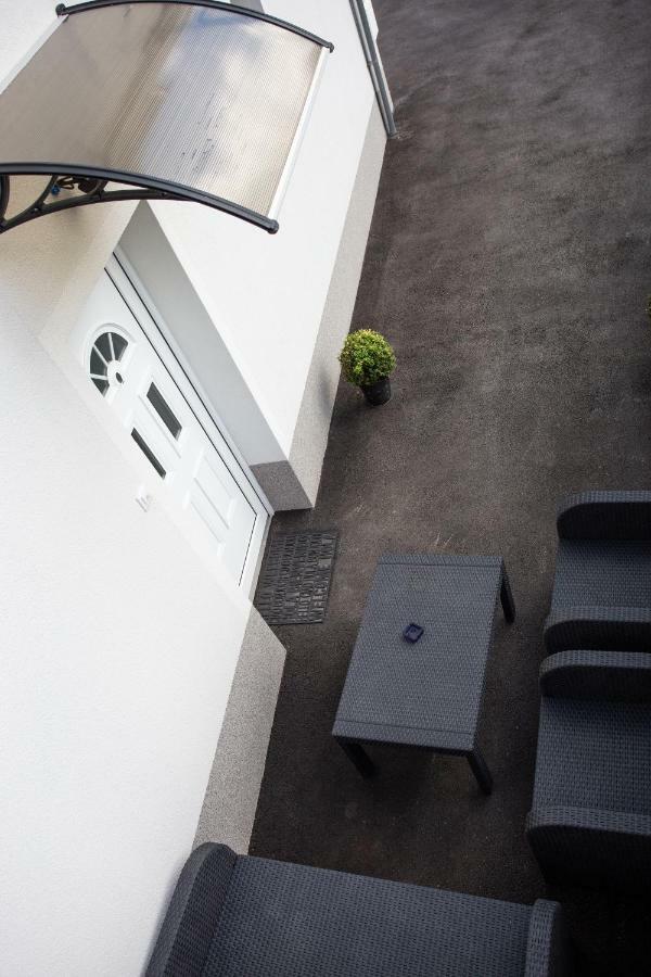 Villa Hillside Apartment Jesenice Εξωτερικό φωτογραφία
