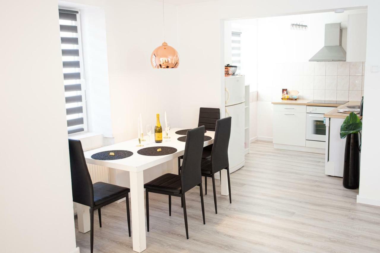 Villa Hillside Apartment Jesenice Εξωτερικό φωτογραφία