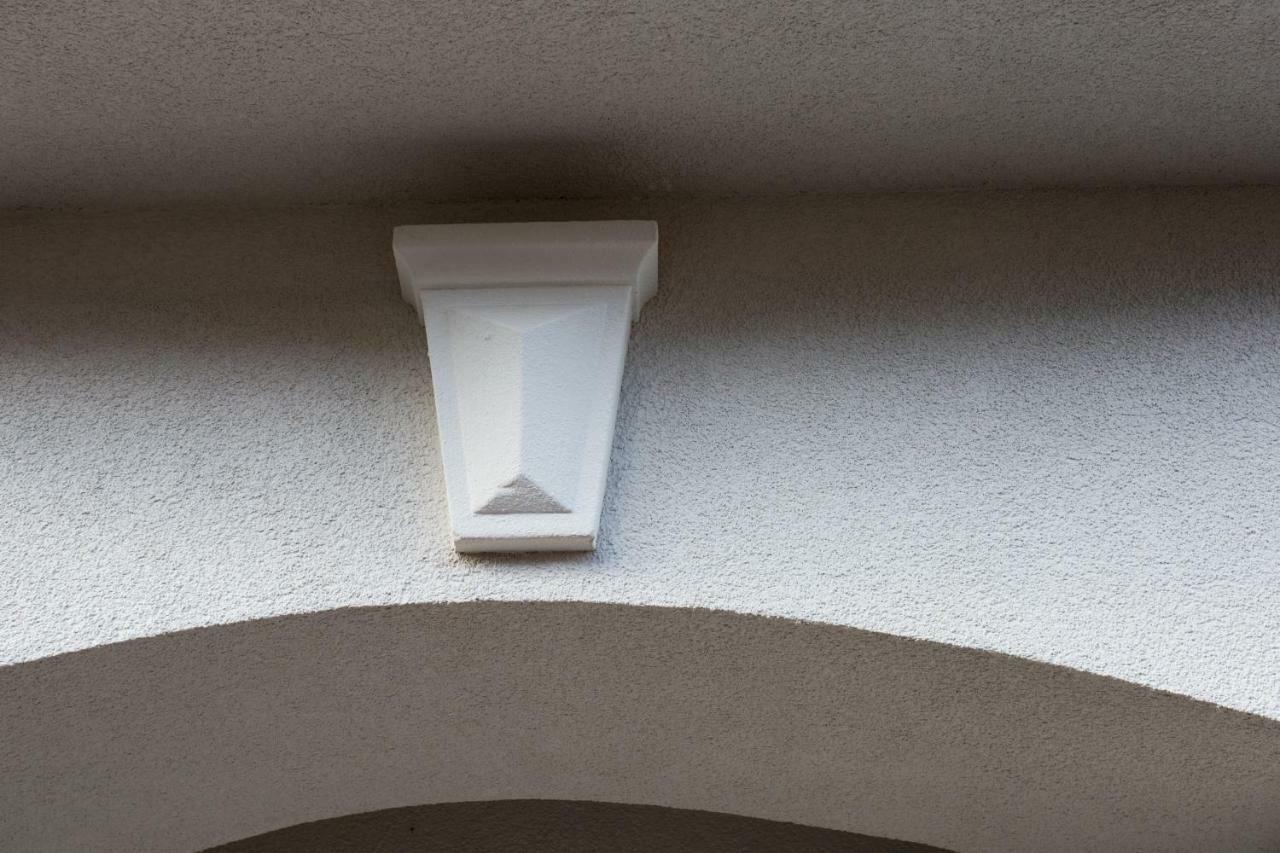 Villa Hillside Apartment Jesenice Εξωτερικό φωτογραφία